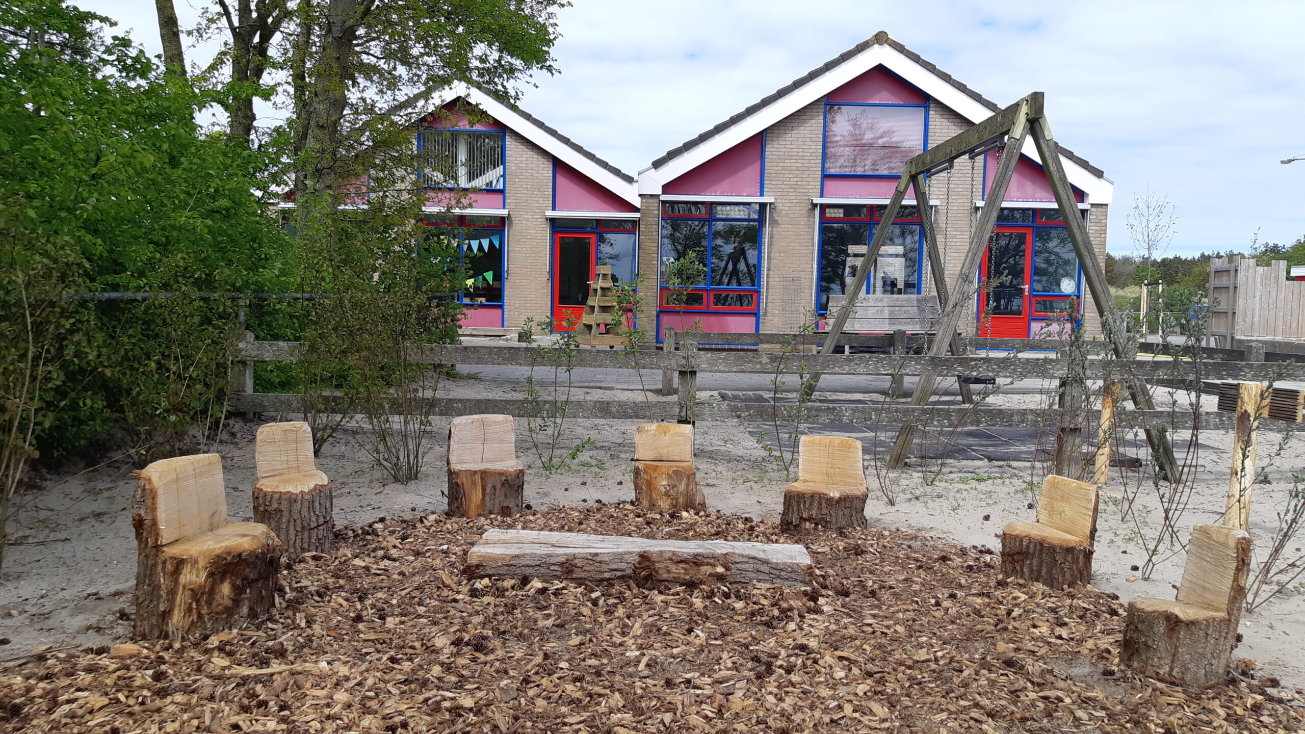 Een Groen En Beweegvriendelijk Schoolplein Op Ameland